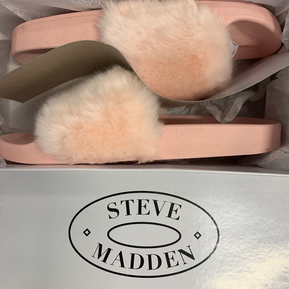 Steve Madden Softey Pink slides faux fur brand new - Picture 5 of 8